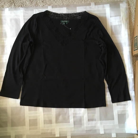 Lauren Ralph Lauren Tops - Ralph Lauren Women’s black long sleeve top size 3X.